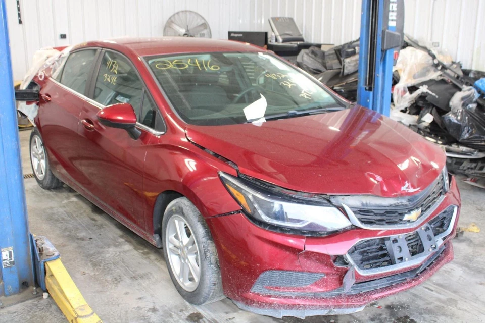 2018 Chevrolet Cruze Used Rear Second Row Seat Black Cloth Assembly Foto 3 de 4