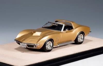 Chevrolet Corvette L88 Coupe T Roof - gold STM690005 1:43 Stamp Models GLM