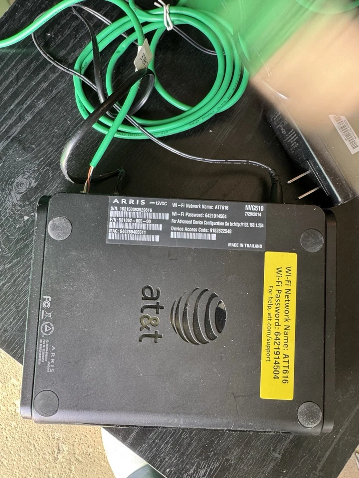 Puerta de enlace residencial AT&T ARRIS NVG510 Foto 2 de 4