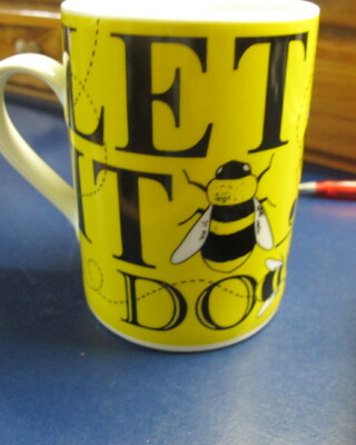 Let It Do Do Do To Bee Or Not To Bee Mine Buzz Dept 56 Tea Coffee Mug