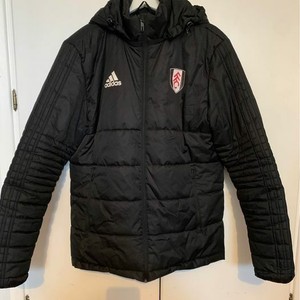 casaco adidas impermeavel
