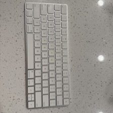 Magic Keyboard with Touch ID and Numeric Keypad mxk73ll/a - Used 