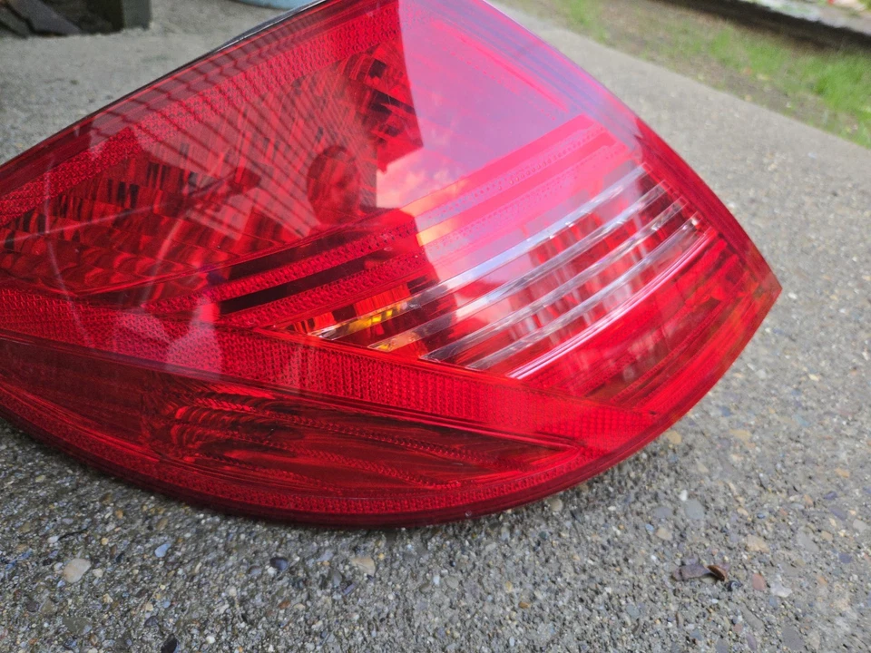 Faro trasero izquierdo mercedes w216 cl550 2011-2014 oem Foto 3 de 4