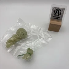 SMISKI Sunday Series Secret Walking the Dog GLOW IN THE DARK Figure Japan Rare