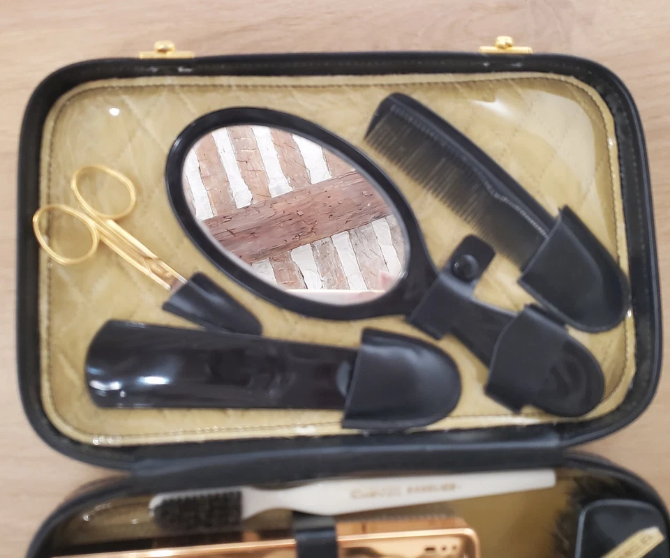 ANCIENNE TROUSSE DE TOILETTE POUR VOYAGE CUIR TANNEUR SOCO PORT A PRIX COÛTANT - Photo 3/4