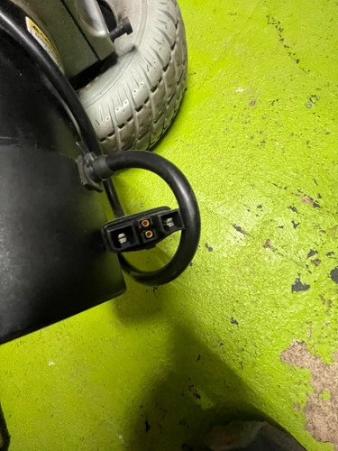 MOTORE CARROZZINA PER INVACARE PRONTO PASSO SICURO 1127394 CON PNEUMATICO - Foto 8 di 9