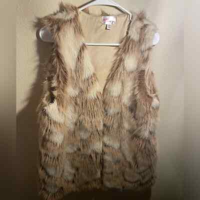 Love by Design Faux Fur Women