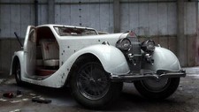 Cars classic bugatti Desk Mat Stitched