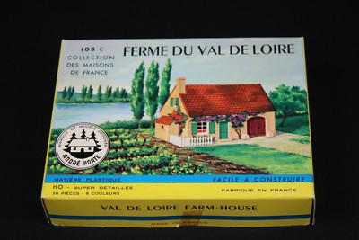 Maquette Train HO André Porte 108C - Ferme Du Val, Montée D'origine