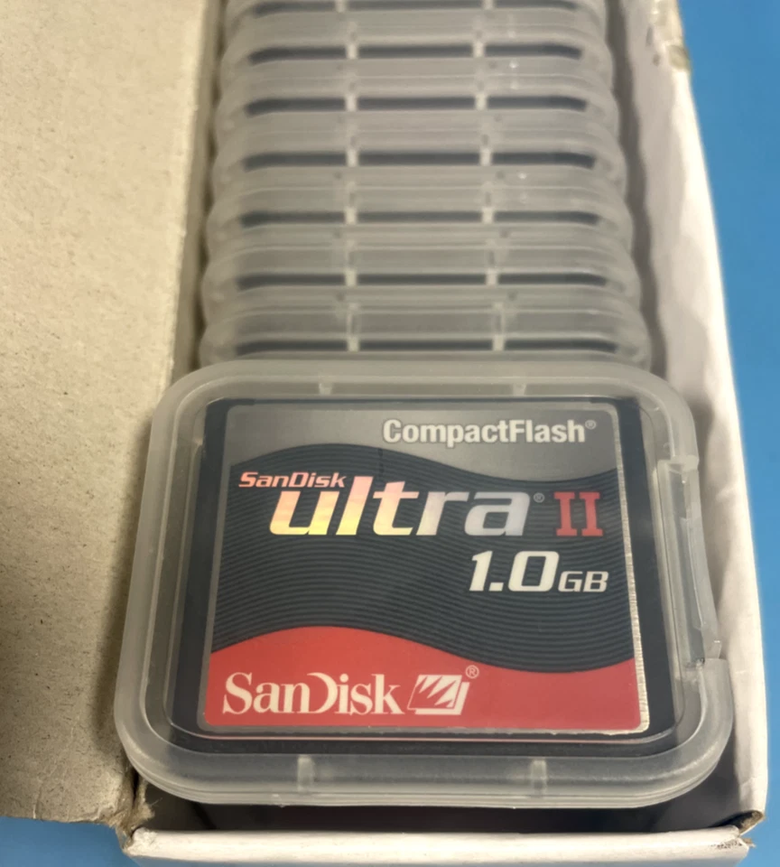 SanDisk 1GB Ultra II CompactFlash Memory Card NEW - Image 3 of 3