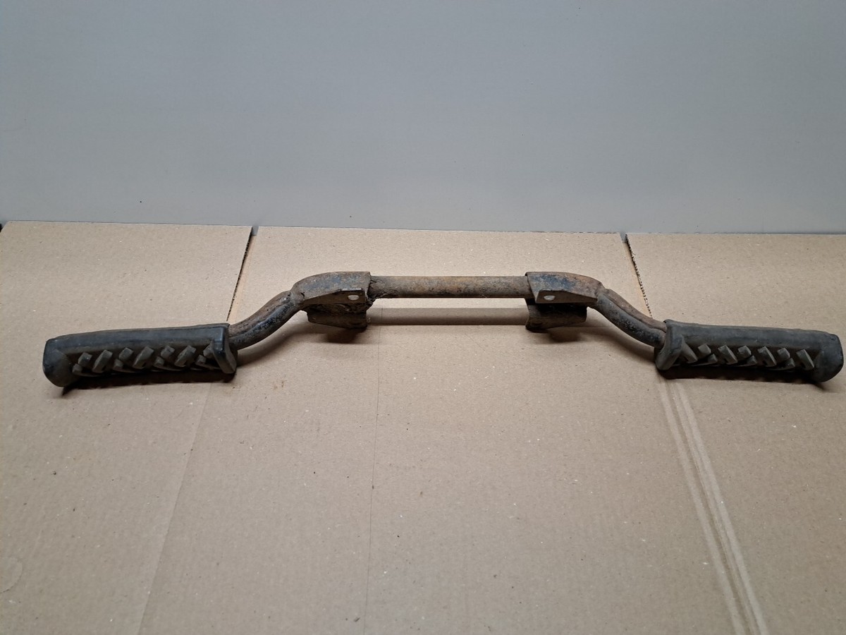 Kawasaki KLT 160 185 110 200 Footpegs Foot Peg Pedal Stand Bracket