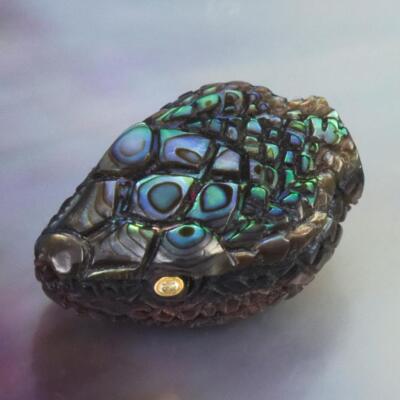 Snake Head Bead Carving Paua Abalone, Black Pinna Shell & Diamond Gem Eyes 4.22g