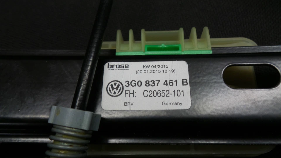 VW Passat B8 3G & Alltrack Fensterheber Mechanik Window lifters vorne links  - Bild 3 von 3