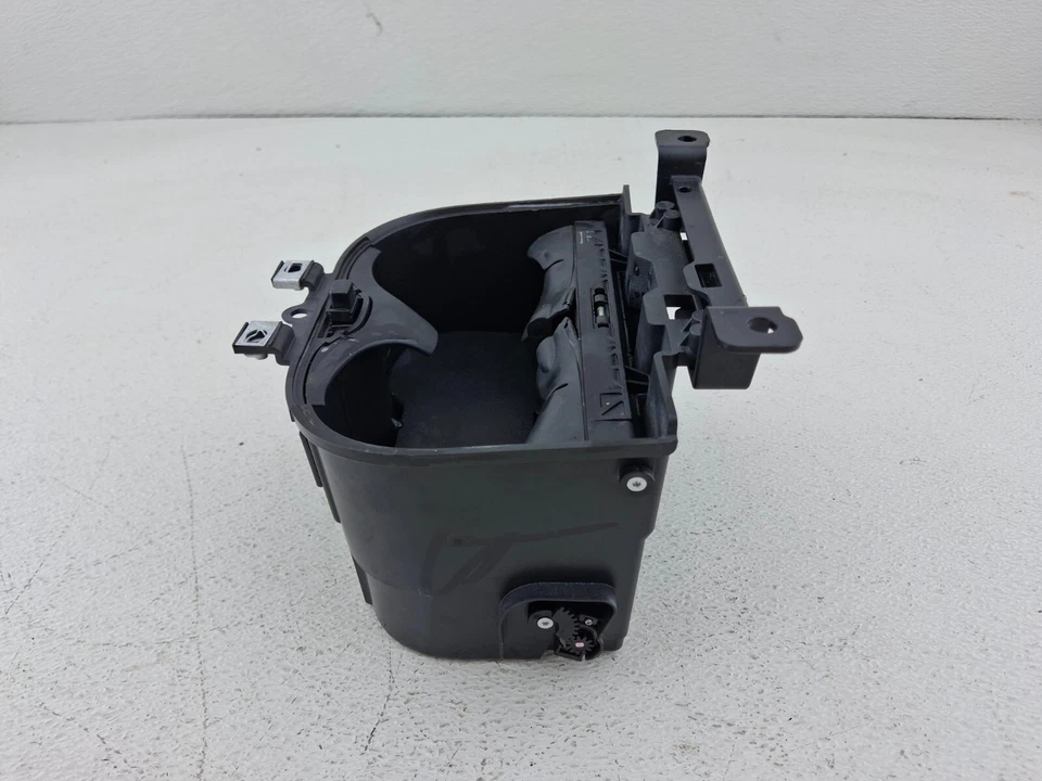 Cadillac SRX 2010-2016 consola central portavasos OEM Foto 4 de 4