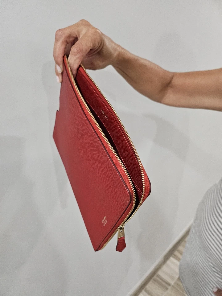 Giorgio Armani Red IPAD tablet Leather sleeve case & ipad 10th Gen - Image 2 of 4