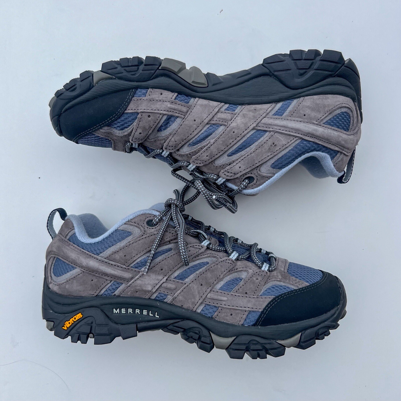 Merrell J06014 Women's Moab 2 Ventilator Hiking Shoe, Smoke, Size 9.5