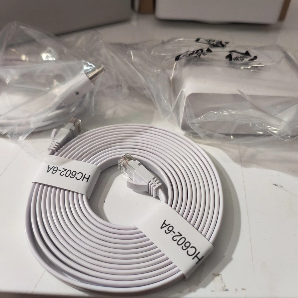 Open Box 2024  Verizon Router  Power Adapter Ethernet Cable Model No 11381299... - Image 4 of 4