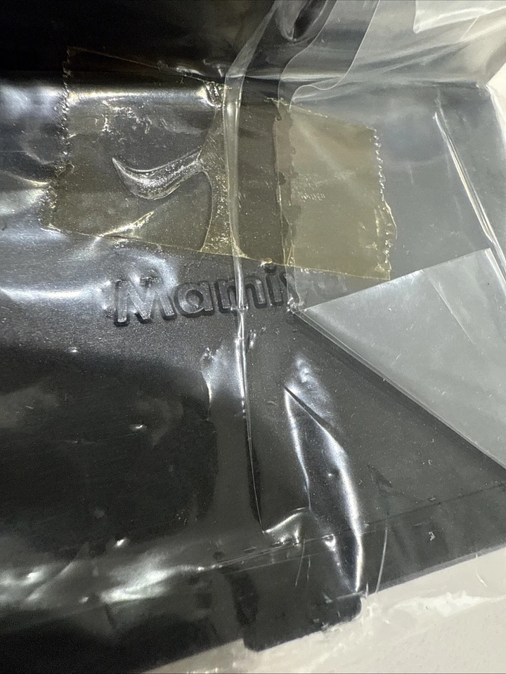 Mamiya M645 Super Focusing Screen Body Cap Cover  Japan New NOS - Image 2 of 3