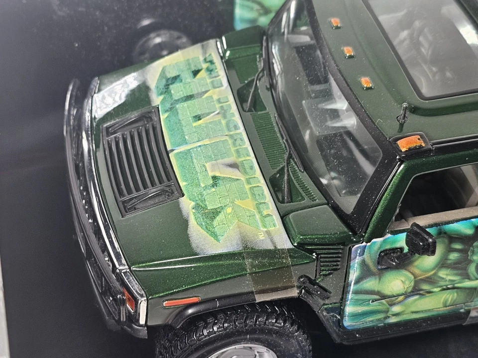 Литая модель автомобиля внедорожник Maisto 1:18 Marvel Hulk Hummer H2 - Изображение 3 из 4