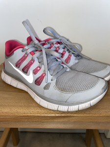 run natural free  and  flexible