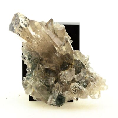 Rauchquarz + Chlorit. 451,15 ct. Les Deux Alpes, Oisans, Isère, Frankreich.