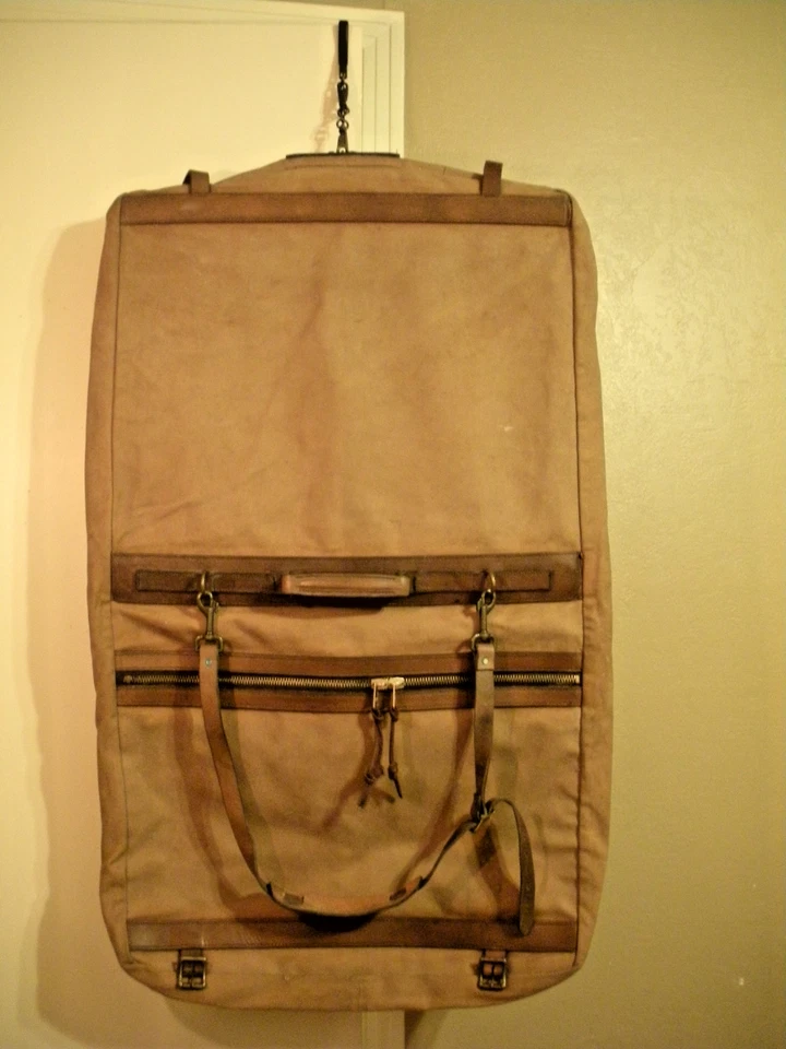 C. C. FILSON TAN RUGGED 斜纹包悬挂套装行李箱 Talon 拉链 — 第 2/4 张图片