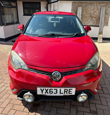 MG 3 2013