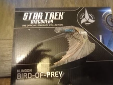 Eaglemoss Star Trek Discovery Klingon Bird of Prey with Collector Magazine #4