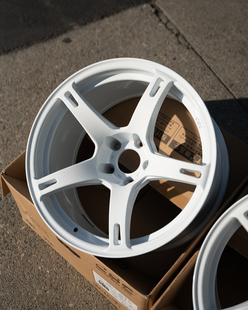 CST Zero-1 Hyper V2 5x114.3 18x9.5 +0 White S-Chassis S13 S14 R32