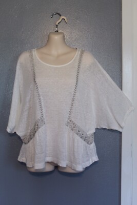 Akemi + Kin Anthropologie White Linen Embroidered Dolman Sleeve Top XS