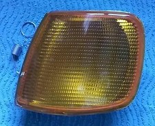 Clignotant Ford SIERRA