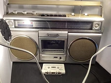 Panasonic Rx 5010 AM/FM Cassette Recorder Boombox Works Great See Video.