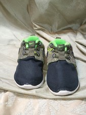 Nike Roshe One Toddler Size 4C Black Green w/cays sneakers.749358-008.