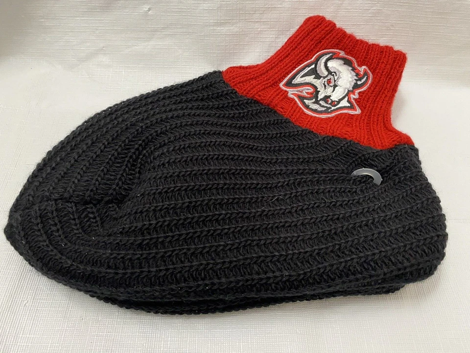 NHL Buffalo Sabres Sweater Slipper Socks Adult One Size Black Red NWT - Image 2 of 3
