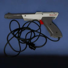 Original Nintendo NES Zapper Duck Hunt Light Gun Authentic NES-005 OEM Gray
