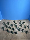 MARX LOT 21 VINTAGE 54mm G.I.'s MARINES PLAYSET Dark Green  BATTLEGROUND 1963