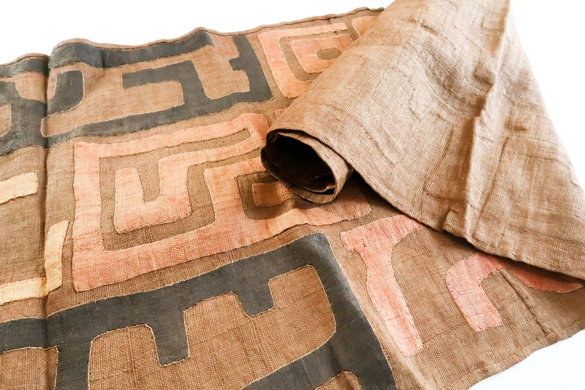 25+ Collectible African Textiles (1900-Now) for sale | Updated Oct