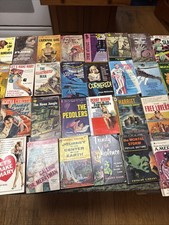 32 Gga vintage Paperback Books Lot Sleaze Romance Science Fiction Mystery