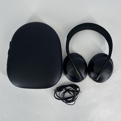 Bose Noise Cancelling Headphones 700 Black - Excellent w/ Case + Audio + Charger