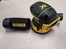 DEWALT DCW210B 20V MAX XR new 5" Cordless Random Orbital Sander (Bare Tool Only)