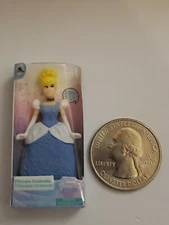 ZURU MINI BRANDS TOYS NEW! DISNEY STORE BOXED CINDERELLA MINATURE DOLL