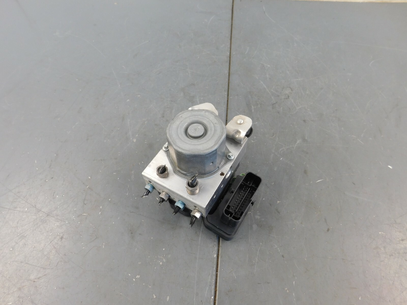 Porsche 911 GT3 2017-2019 Abs pump motor