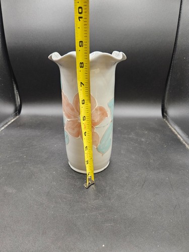 VTG. Ceramic Pottery Vase w/Florals - Picture 9 of 9