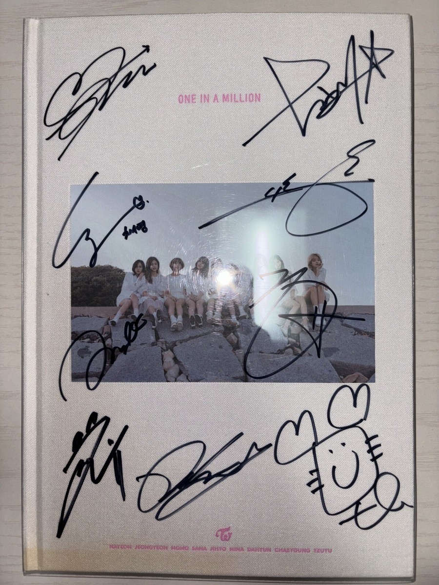TWICE ONE IN A MILLION 写真集 ONE IN A MILLION - TWICE 1st