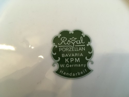 ROYAL PORZELLAN - BAVARIA WEST GERMANY - LUNEBURG DECORATIVE PLATE (20cm) - Picture 3 of 3