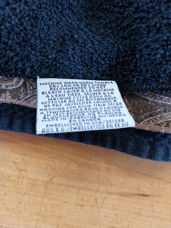 Avanti 8 piezas. Juego de toallas negras. Paisley marrón dorado adornado. Foto 4 de 4