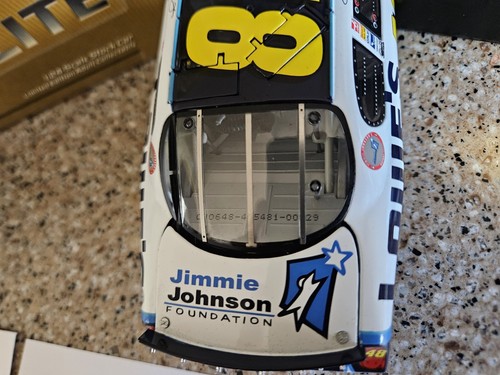 JIMMIE JOHNSON 2006 #48 LOWE'S JIMMIE JOHNSON FOUNDATION AUTOGRAPHED ELITE - Picture 20 of 24