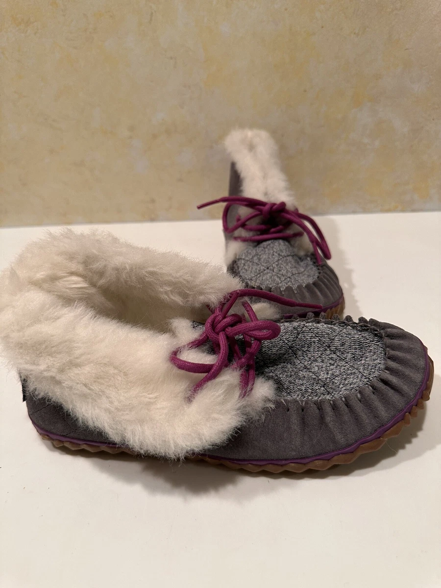 Sorel Out N About Fur Lined Suede Moccasins Booties Gray Winter