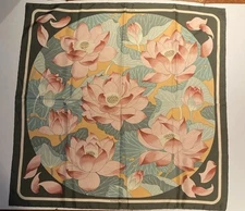 Vtg HERMES Carre 90 Cm FLEURS DE LOTUS 100% Silk Scarf France Dark Green Border