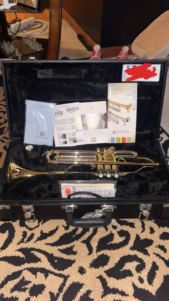 Trompeta Jupiter JTR700 Estándar Bb - ¡usada durante 1 mes! Foto 3 de 4